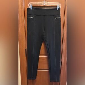Romeo & Juliet Couture Black Leggings W/Zipper Detail Sz.Medium Good Condition🖤